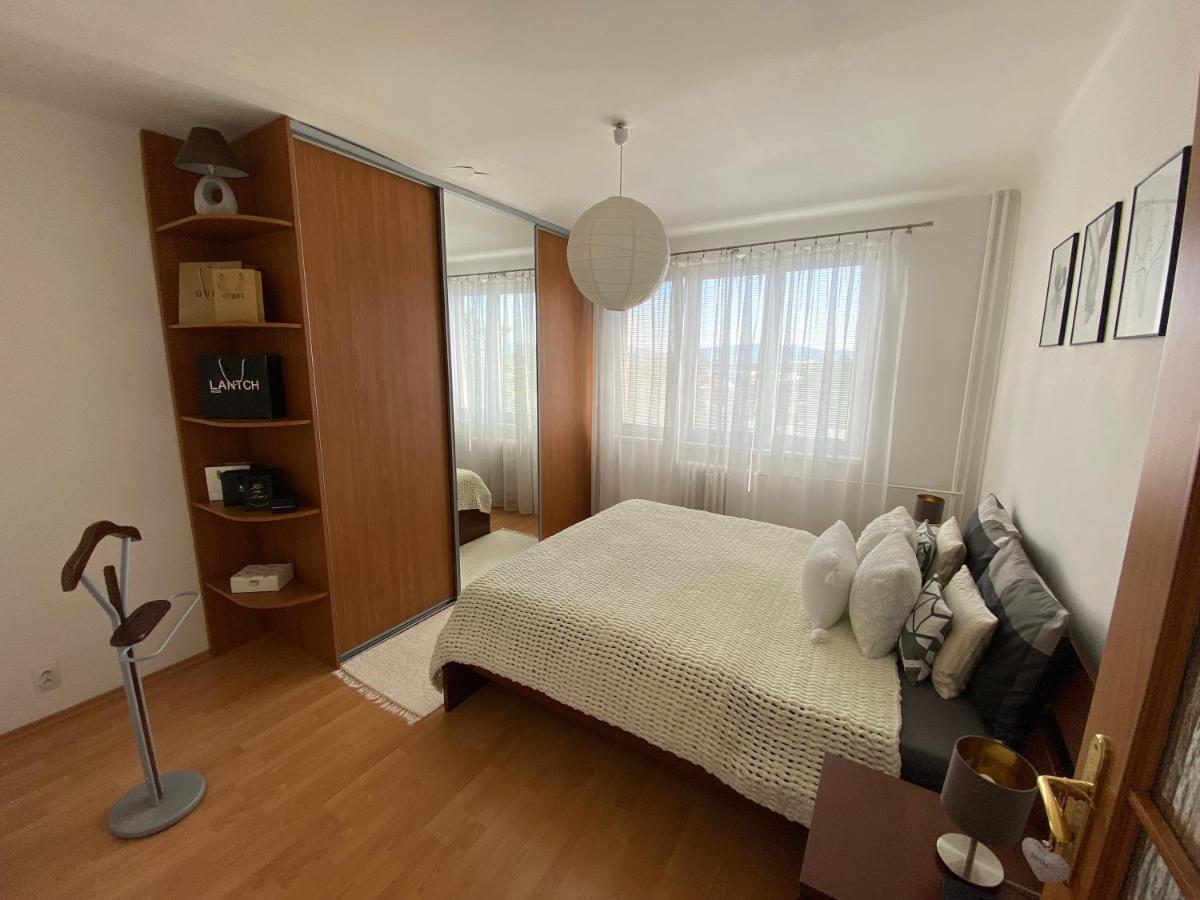 Apartman Lienka Free Parking City Centre Trenčín Esterno foto